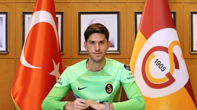 Galatasaray'da korkutan sakatlık! Sedyeyle oyundan çıktı - 2. Resim