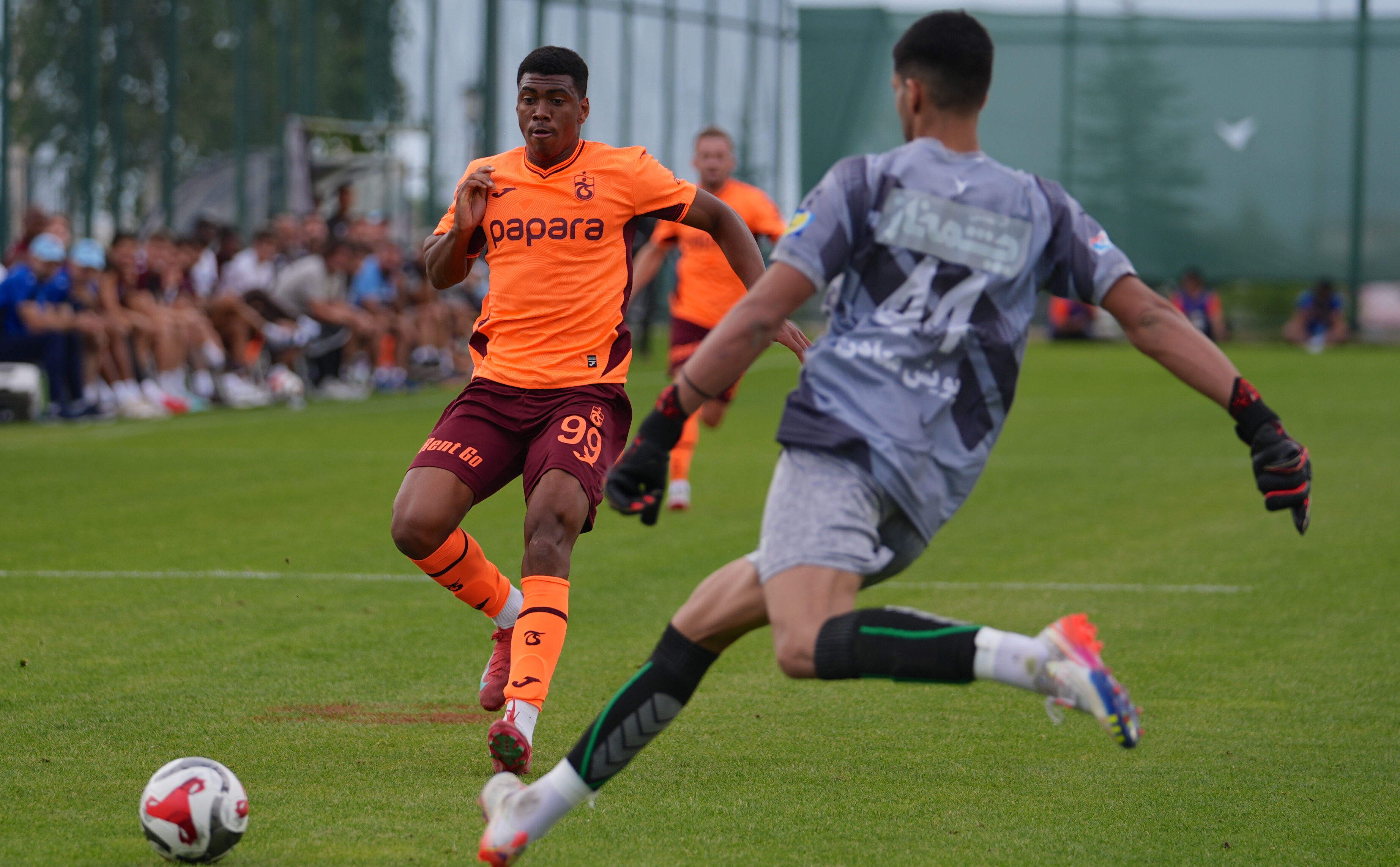 Trabzonspor hazırlık maçında farka gitti! Fırtına'dan gollü prova Trabzonspor hazırlık maçında farka gitti! Fırtına'dan gollü prova - 2. Resim