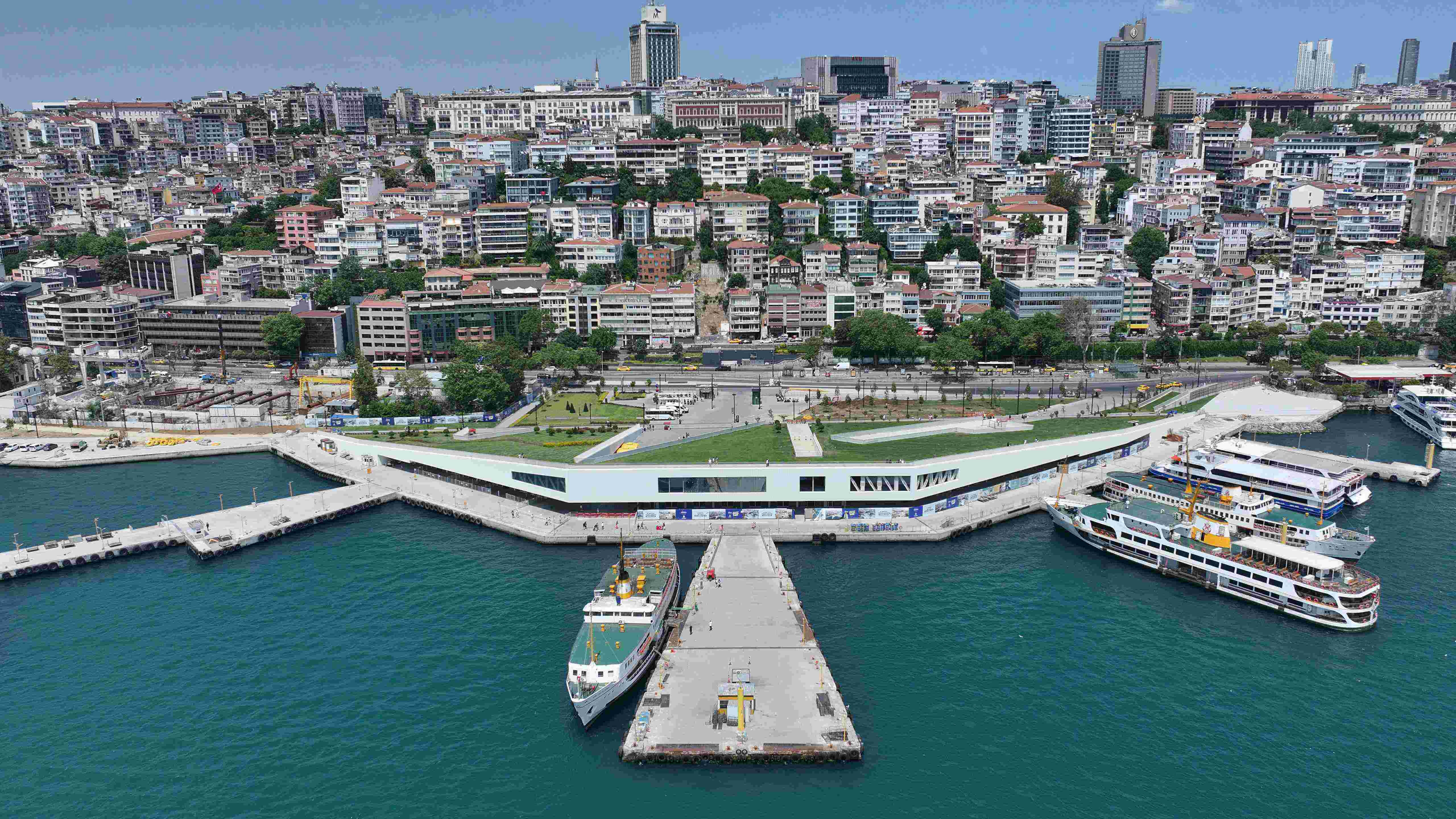 Yıllardır bekleniyordu, artık sayılı günler kaldı... İstanbul'un göbeğinde büyük değişim! 'Martı'nın son hali görücüye çıktı Yıllardır bekleniyordu, artık sayılı günler kaldı... İstanbul'un göbeğinde büyük değişim! 'Martı'nın son hali görücüye çıktı! - 1. Resim