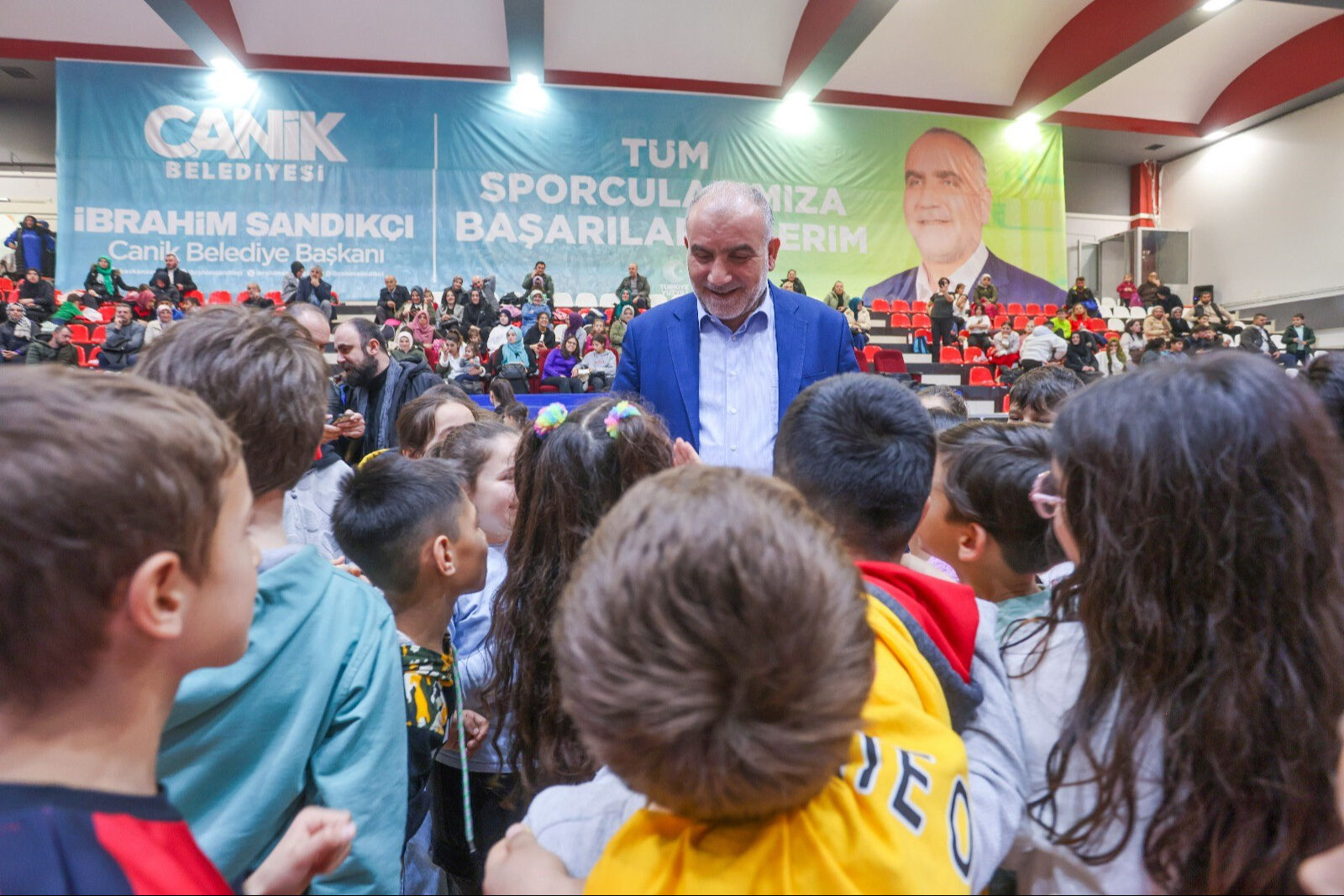 Bu belediye ailelere 5 bin lira dağıtıyor! Tek bir şart var - 2. Resim