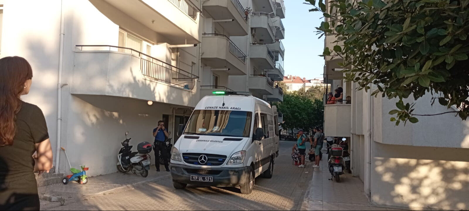 Çanakkale'de yabancı uyruklu kadının sır ölümü! Cansız bedeni evinde bulundu Çanakkale'de yabancı uyruklu kadının sır ölümü! Cansız bedeni evinde bulundu - 3. Resim