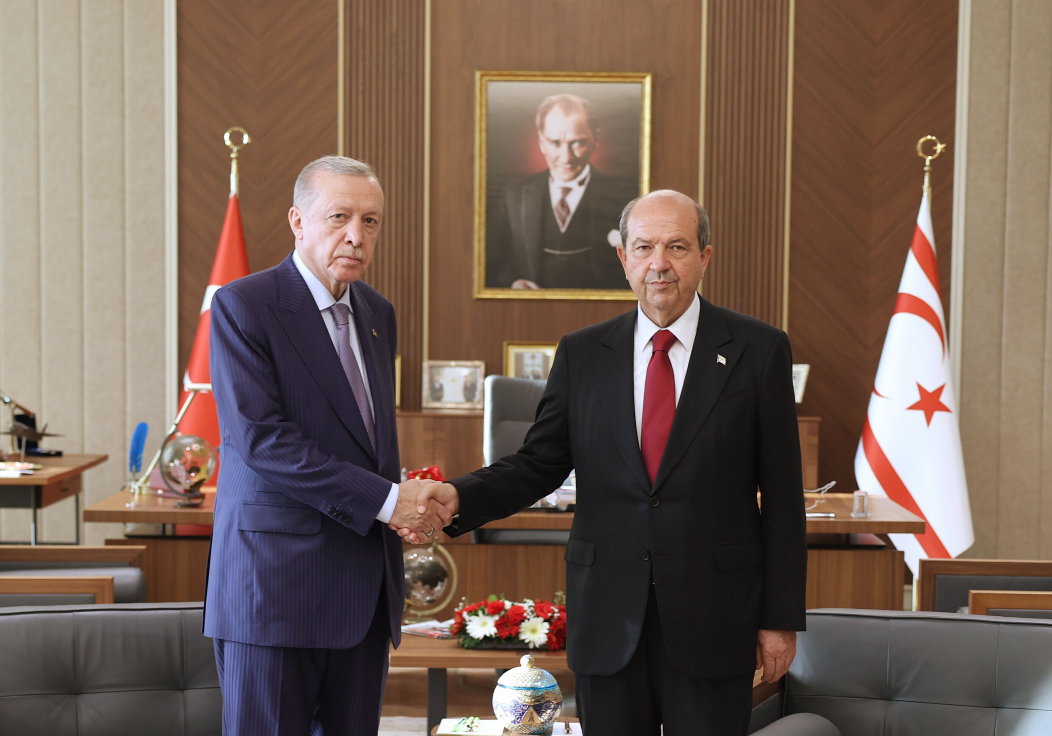 Erdoğan, KKTC'nin zafer gününde konuştu: Biz ay yıldız, aynı yoldayız - 1. Resim