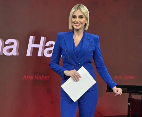 Fulya Kalfa kimdir, evli mi? Ana haber sunucusunun kariyeri gündemde Fulya Kalfa kimdir, evli mi? Ana haber sunucusunun kariyeri gündemde - 2. Resim