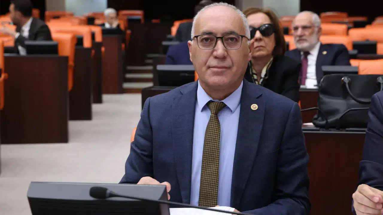 Gelecek Partisi'nde istifa depremi! İstanbul Milletvekili Doğan Demir, istifa etti Doğan Demir