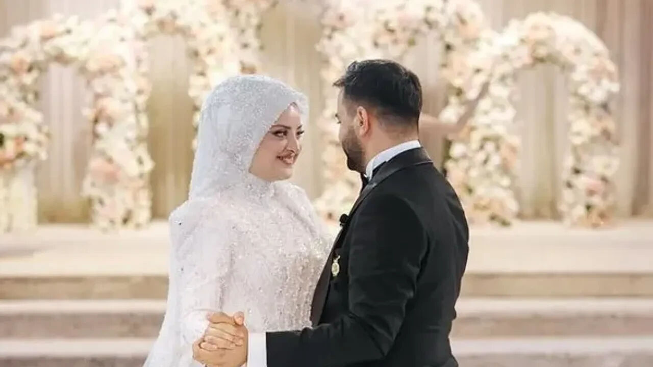 Kadir Ezildi evlendi, lüks evi olay oldu! O detay dikkat çekti: Bir bakan bir daha baktı - 1. Resim