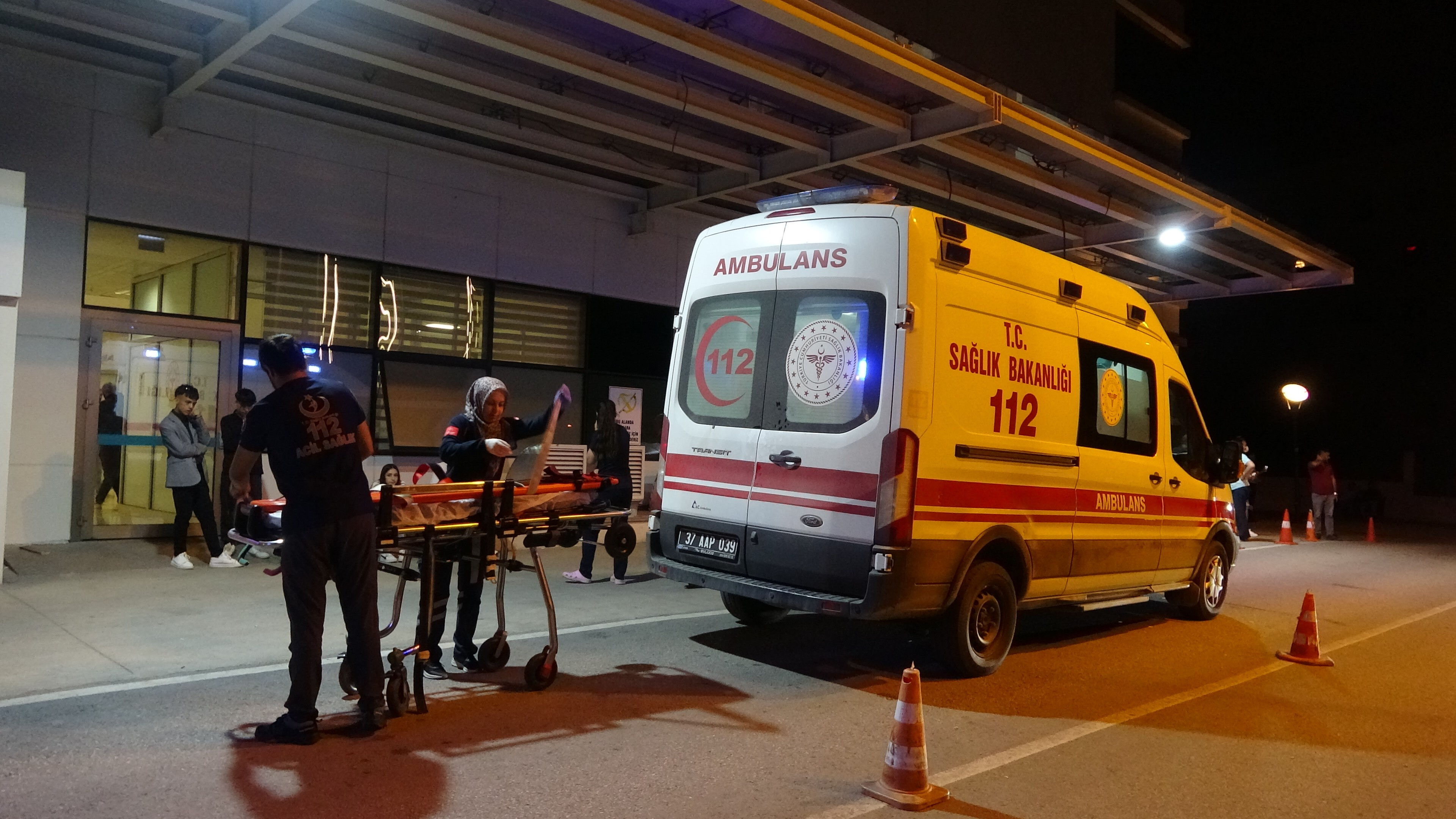 Mide bulantısı, kusma, ishal, baş dönmesi... Düğün yemeği yine zehirledi! 4 ilde 91 kişi hastanelik oldu - 2. Resim