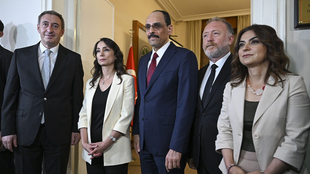 MİT Başkanı Kalın'dan siyasi partilere ziyaret - 2. Resim