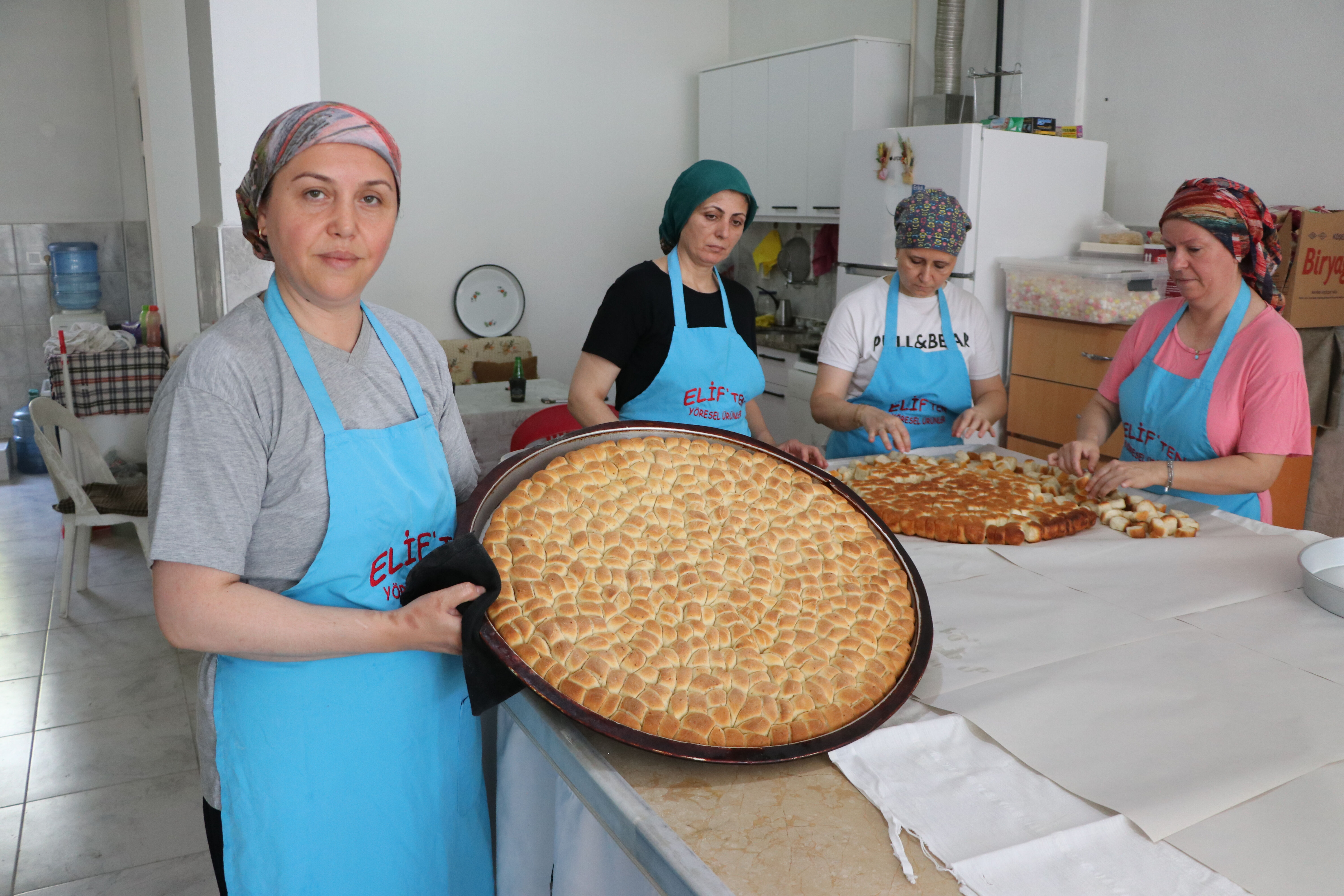 Babaannesinden öğrendi, işi paraya çevirdi! 500 kişilik sipariş bile geliyor Babaannesinden öğrendi, işi paraya çevirdi! 500 kişilik sipariş bile geliyor - 3. Resim