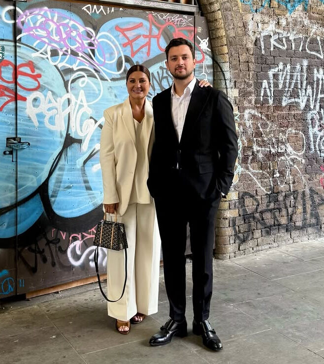 Emir Aksüt'ün babası kim? Sibel Can'ın oğlu üniversiteden mezun oldu Emir Aksüt'ün babası kim? Sibel Can'ın oğlu üniversiteden mezun oldu - 1. Resim