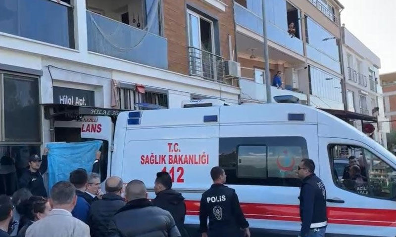 Eşi ve iki çocuğunu katletmişti… İtfaiye eri Turgay Ahmet Gezgin gizlice defnedildi! Mezarında dikkat çeken detay… Eşi ve iki çocuğunu katletmişti… İtfaiye eri Turgay Ahmet Gezgin gizlice defnedildi! Mezarında dikkat çeken detay… - 3. Resim
