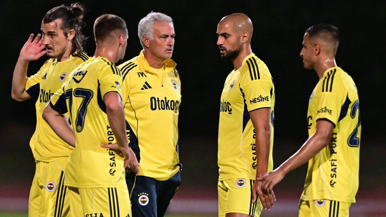 Fenerbahçe Feyenoord maçı ne zaman, hangi kanalda canlı yayınlanacak? Fenerbahçe Feyenoord maçı ne zaman, hangi kanalda canlı yayınlanacak? - 1. Resim