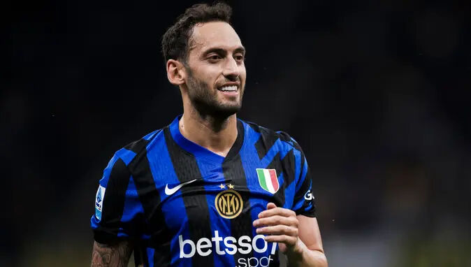 Hakan Çalhanoğlu'nun menajeri ne dedi? Fenerbahçe ve Galatasaray açıklaması Hakan Çalhanoğlu'nun menajeri ne dedi? Fenerbahçe ve Galatasaray açıklaması - 3. Resim