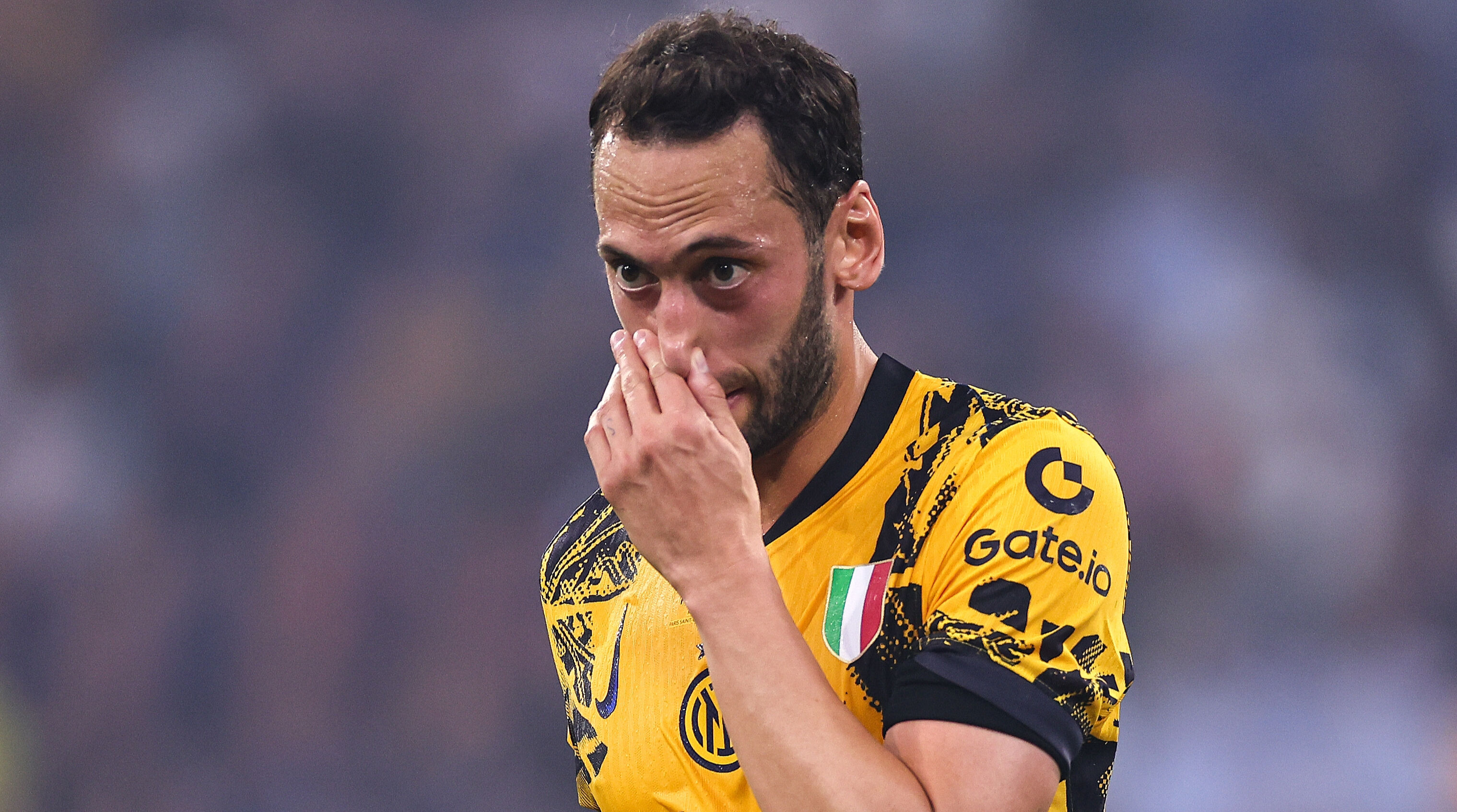Hakan Çalhanoğlu'nun menajeri ne dedi? Fenerbahçe ve Galatasaray açıklaması Hakan Çalhanoğlu'nun menajeri ne dedi? Fenerbahçe ve Galatasaray açıklaması - 1. Resim