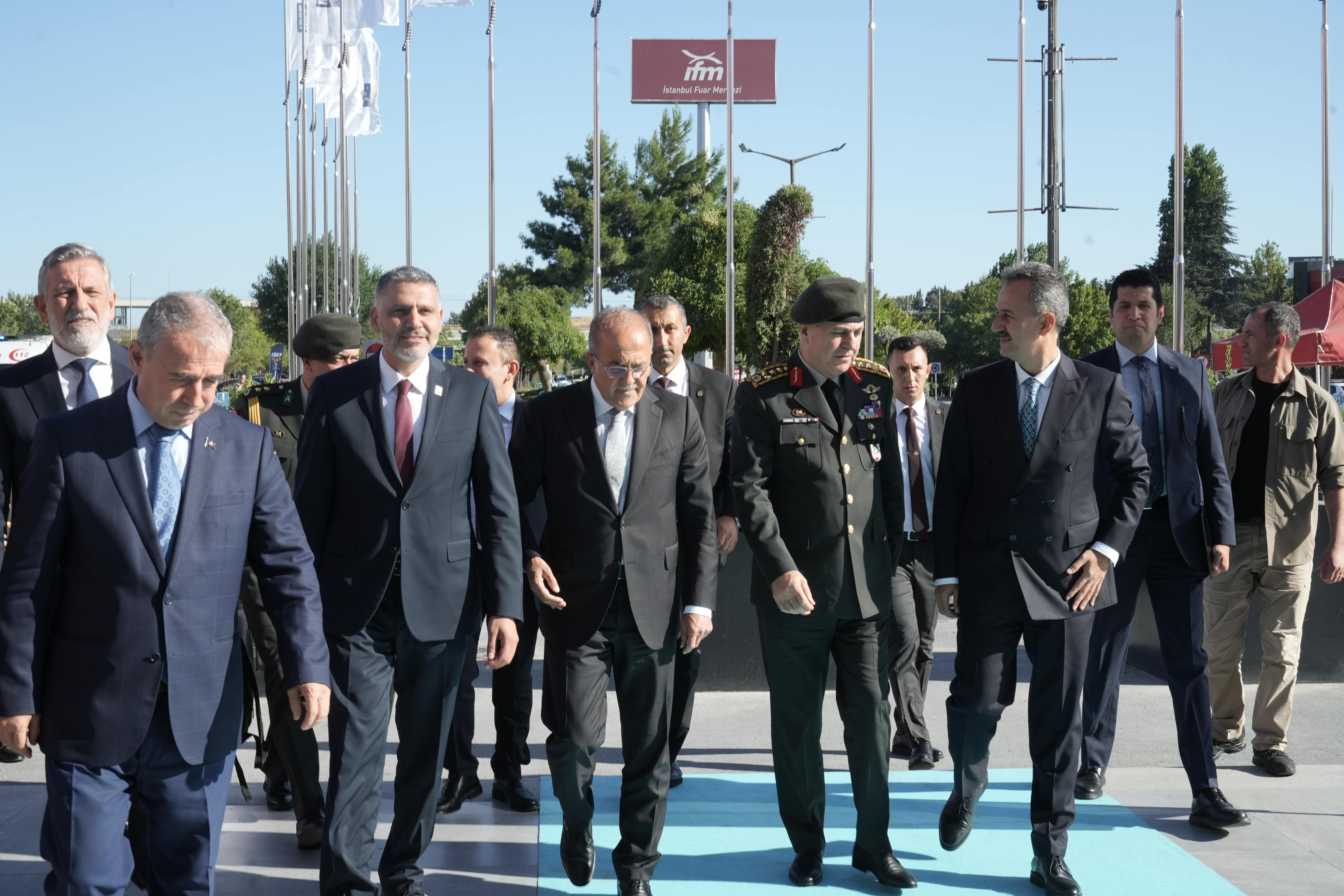 IDEF 2025 nerede, halka açık mı, ne zaman ve nasıl gidilir? - 1. Resim