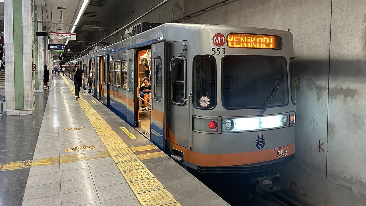 İstanbullular dikkat! İki metro durağı işletmeye kapatılacak İstanbullular dikkat! İki metro durağı işletmeye kapatılacak