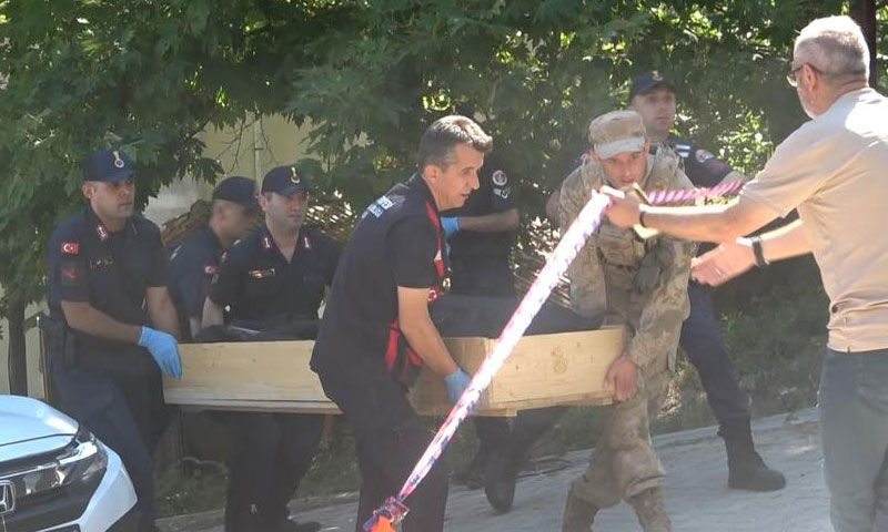 Miras yüzünden kan aktı: Ağabey, kardeşini öldürüp kaçtı - 2. Resim