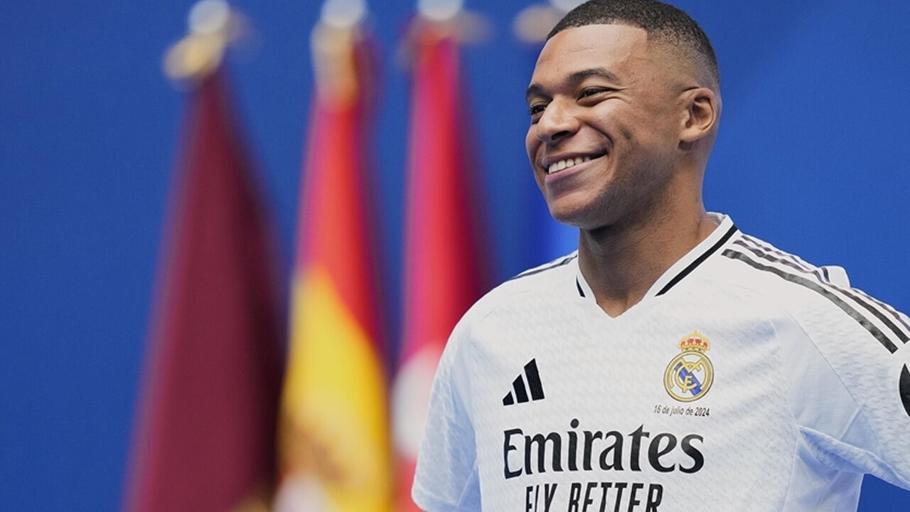 Real Madrid kritik kararın eşiğinde: Mbappe mi, Arda Güler mi? Real Madrid kritik kararın eşiğinde: Mbappe mi, Arda Güler mi? - 1. Resim