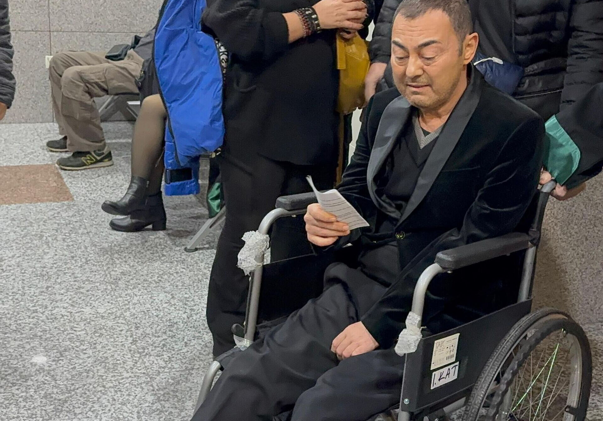 Serdar Ortaç öldü mü, hastalığı neydi, sağlık durumu nasıl? Serdar Ortaç mirasını kime bıraktığını açıkladı! Serdar Ortaç mirasını kime bıraktığını açıkladı! Serdar Ortaç öldü mü, hastalığı neydi, sağlık durumu nasıl? - 1. Resim