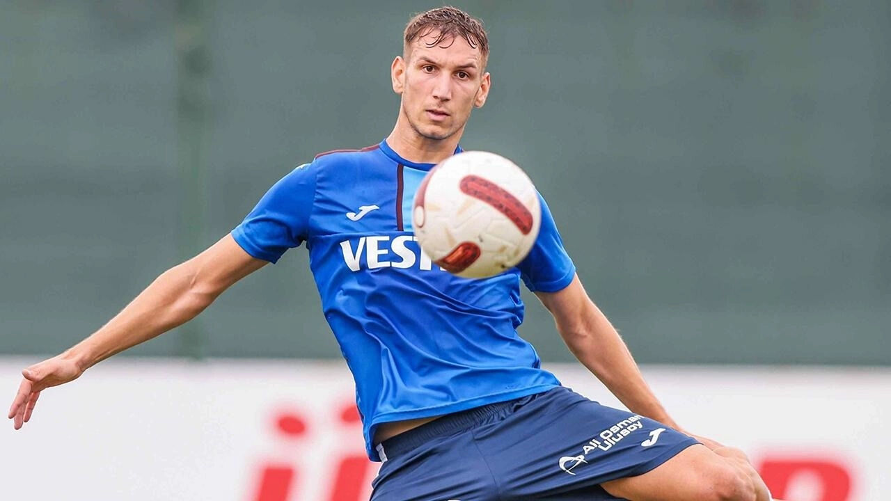 Trabzonspor'da veda resmileşti! Tonio Teklic ile yollar ayrıldı Trabzonspor'da veda resmileşti! Tonio Teklic ile yollar ayrıldı - 1. Resim