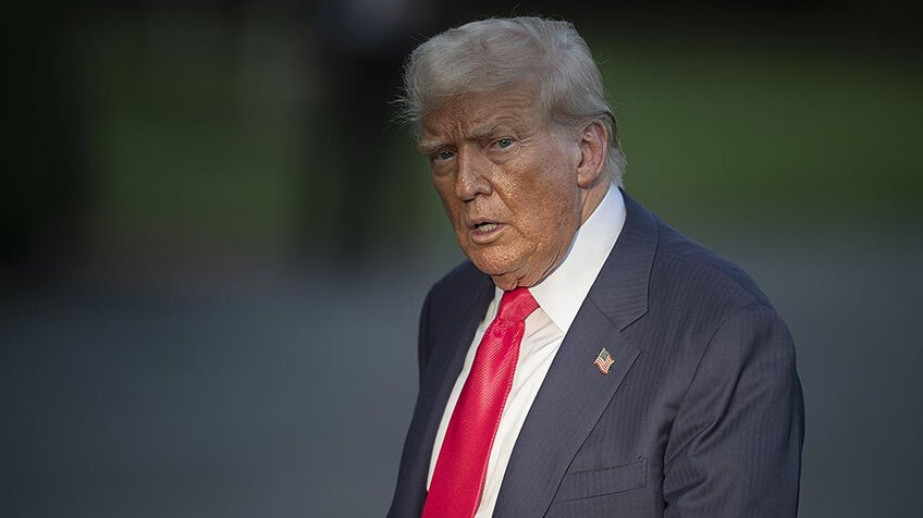 ABD basını yazdı: Trump’ın ismi Epstein belgelerinde geçiyor ABD basını yazdı: Trump’ın ismi Epstein belgelerinde geçiyor - 1. Resim