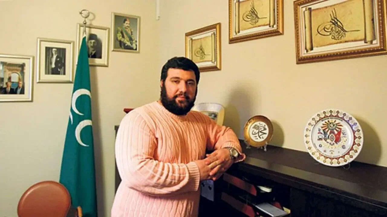 Abdülhamid Kayıhan Osmanoğlu kimdir, babası kim, nerede yaşıyor? Padişah torunu Kayıhan Osmanoğlu'nun hayatı Abdülhamid Kayıhan Osmanoğlu kimdir, babası kim, nerede yaşıyor? Padişah torunu Kayıhan Osmanoğlu'nun hayatı - 2. Resim
