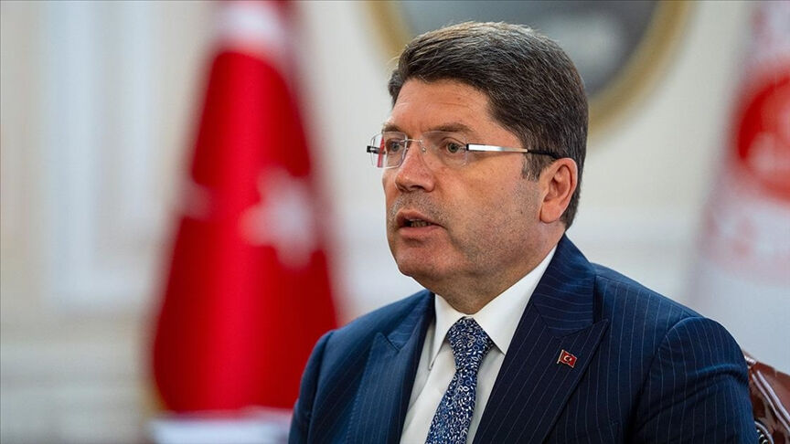 Adalet Bakanı Tunç'tan  Adalet Bakanı Tunç'tan