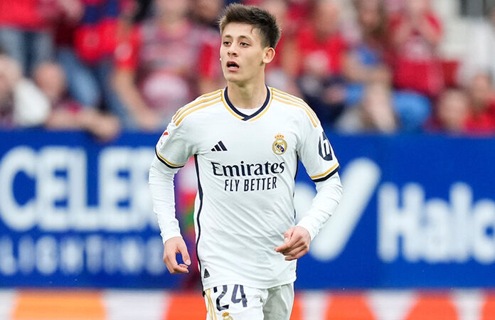 Arda Güler ile Mbappe arasında karar! İşte Real Madrid'de 10 numaranın yeni sahibi Arda Güler ile Mbappe arasında karar! İşte Real Madrid'de 10 numaranın yeni sahibi - 1. Resim