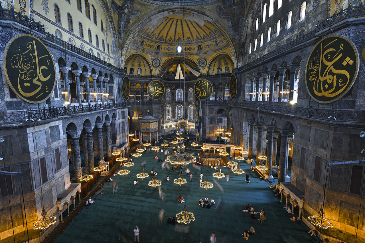 Artık uzun kuyruklar görülmüyor! Ayasofya Camii yapay zeka sistemiyle korunuyor Artık uzun kuyruklar görülmüyor! Ayasofya Cami yapay zeka sistemiyle korunuyor - 6. Resim