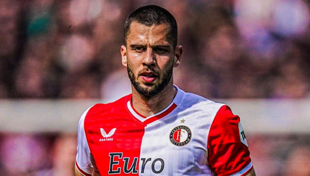 Atletico Madrid'den flaş transfer! David Hancko resmen imzayı attı Atletico Madrid'den flaş transfer! David Hancko resmen imzayı attı - 1. Resim