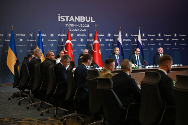 Bakan Fidan hedef çizdi: Müzakerelerde nihai hedef ateşkes Bakan Fidan hedef çizdi: Müzakerelerde nihai hedef ateşkes - 1. Resim