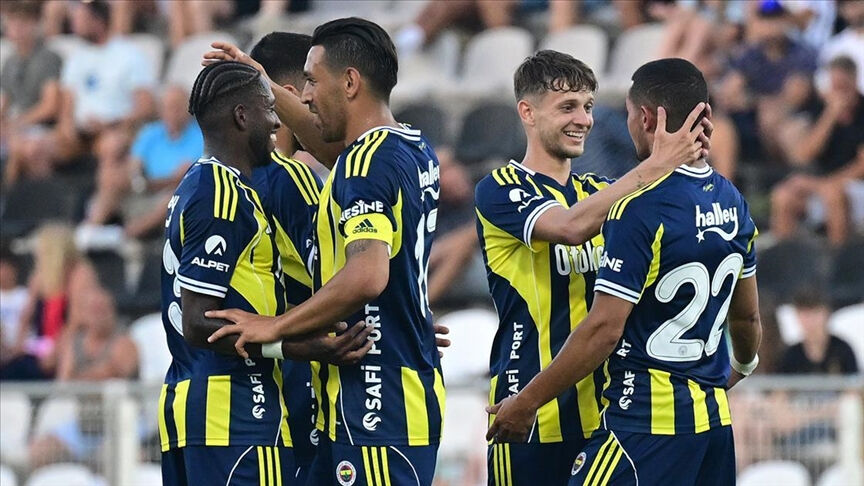 Fenerbahçe - Al Ittihad Jeddah maçı hangi kanalda, Jhon Duran oynayacak mı? Muhtemel maç kadrosu açıklandı Fenerbahçe - Al Ittihad Jeddah maçı hangi kanalda, Jhon Duran oynayacak mı? Muhtemel 11 maç kadrosu açıklandı - 2. Resim