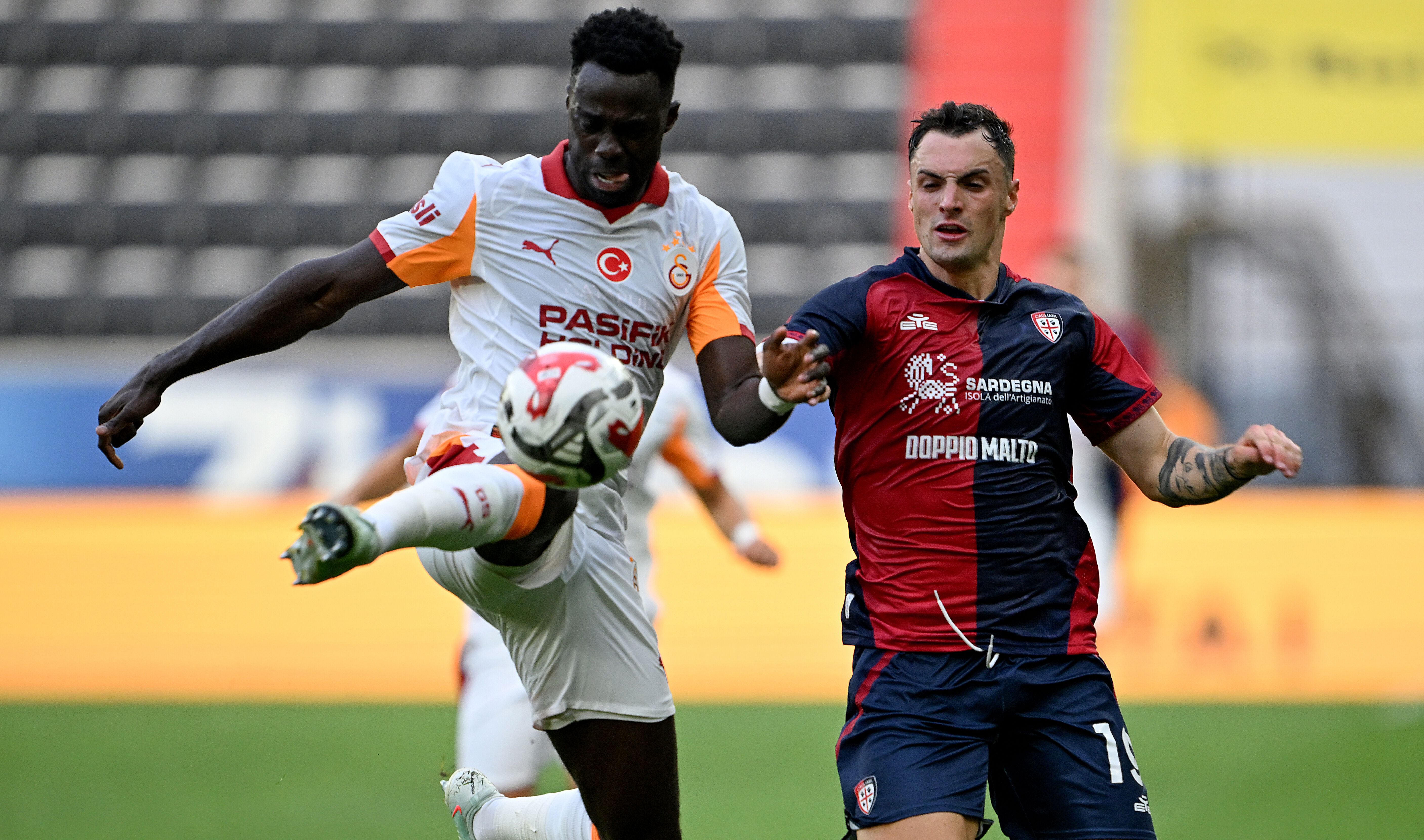 Galatasaray'dan Cagliari karşısında net galibiyet! Arda Ünyay sahneye çıktı Galatasaray'dan Cagliari karşısında net galibiyet! Arda Ünyay sahneye çıktı - 4. Resim