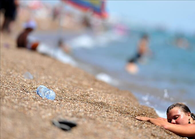 Güneşlenmek sanıldığı kadar masum değil! Uzmanlar uyardı: Cilt kanserine kadar gidiyor - 1. Resim