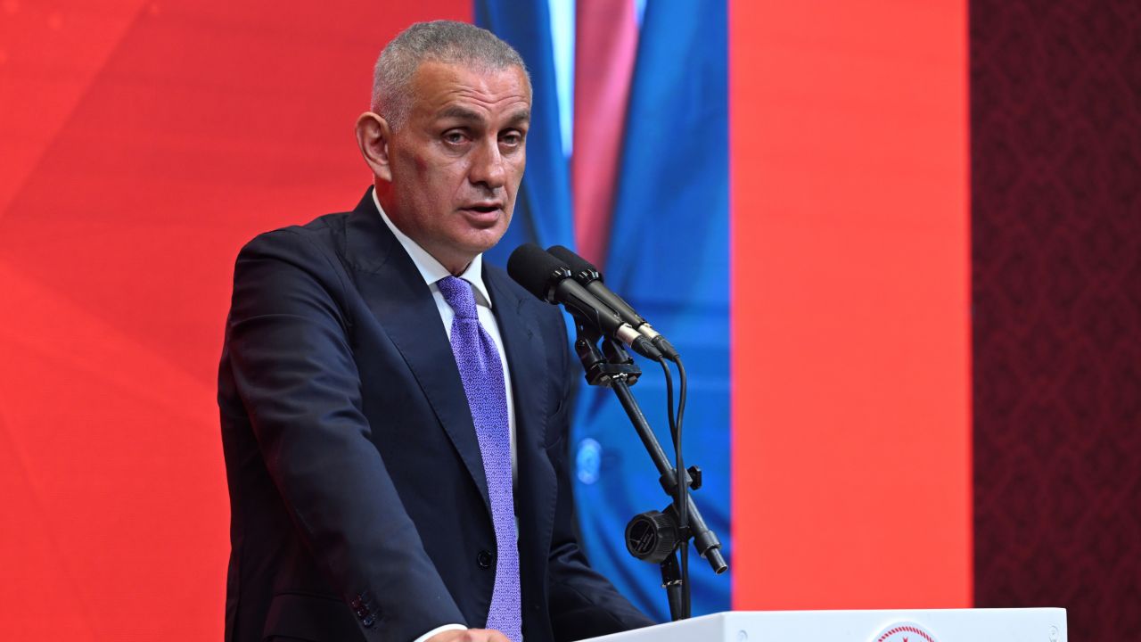İbrahim Hacıosmanoğlu: "Stat güvenliği önceliğimizdir" İbrahim Hacıosmanoğlu: "Stat güvenliği önceliğimizdir"