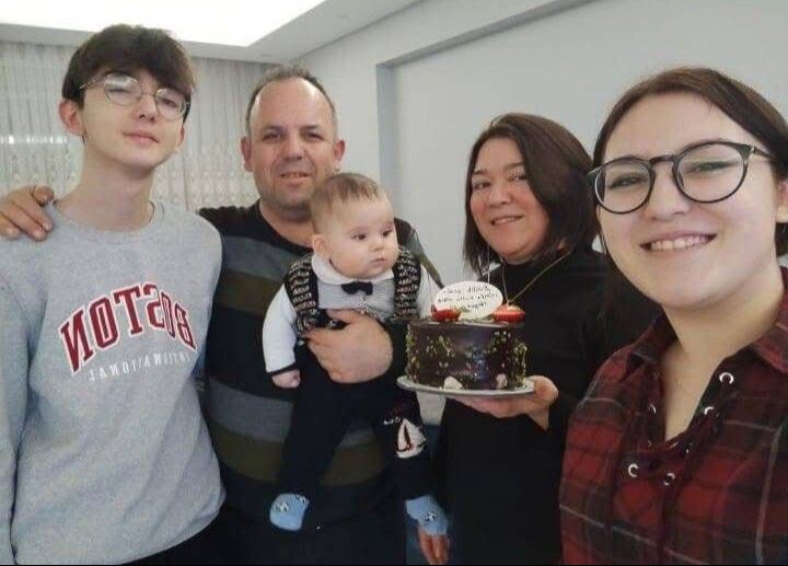Korkunç kazada bir aile yok oldu! Geriye sadece küçük Alaattin kaldı Korkunç kazada bir aile yok oldu! Geriye sadece küçük Alaattin kaldı - 1. Resim