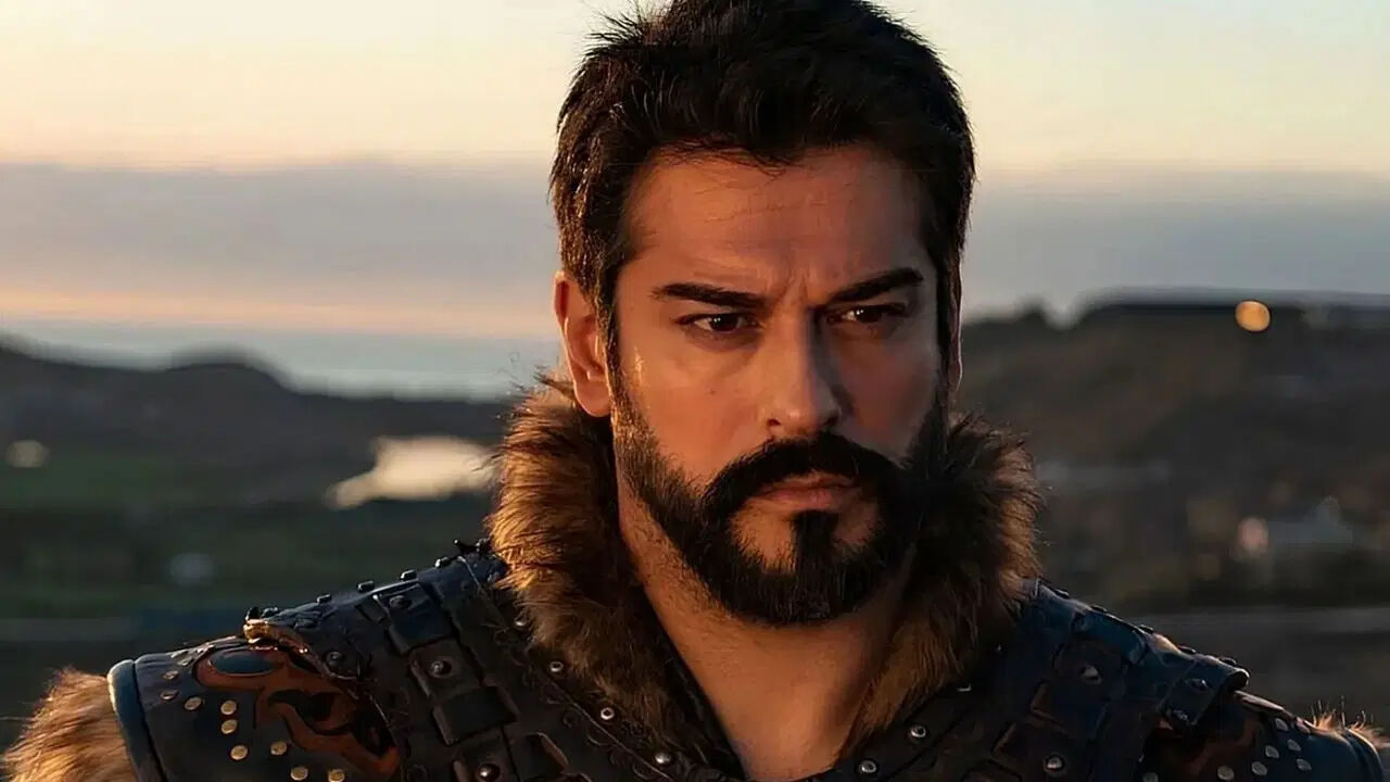 'Kuruluş Osman'dan ayrılan Burak Özçivit'ten bomba hamle! İlk işi o oldu 'Kuruluş Osman'dan ayrılan Burak Özçivit'ten bomba hamle! İlk işi o oldu - 3. Resim