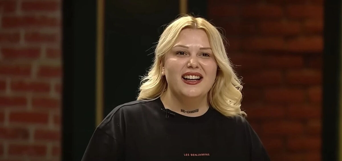 MasterChef’te beklenmedik gelişme! Gözyaşları içinde yarışmadan çekildi MasterChef’te beklenmedik gelişme! Gözyaşları içinde yarışmadan çekildi - 3. Resim
