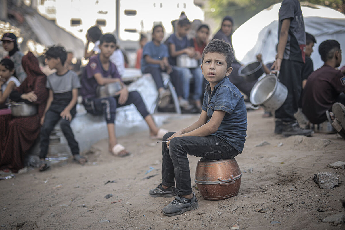 Tarihe kara leke olarak geçti... Gazze'de açlık en çok onları vurdu 500 bin çuval una ihtiyaç var! Bu fotoğraflar tarihi kara leke olarak geçti... Gazze'de açlık yürek sızlattı - 9. Resim