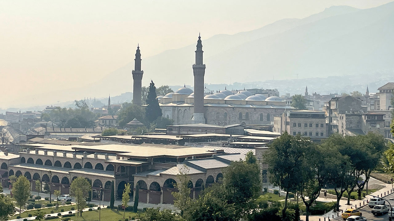 Bilecik'teki yangının dumanı Bursa'nın üzerini kapladı! Belediyeden peş peşe uyarılar yapıldı Bilecik'teki yangının dumanı Bursa'nın üzerini kapladı! Belediyeden peş peşe uyarılar yapıldı - 2. Resim