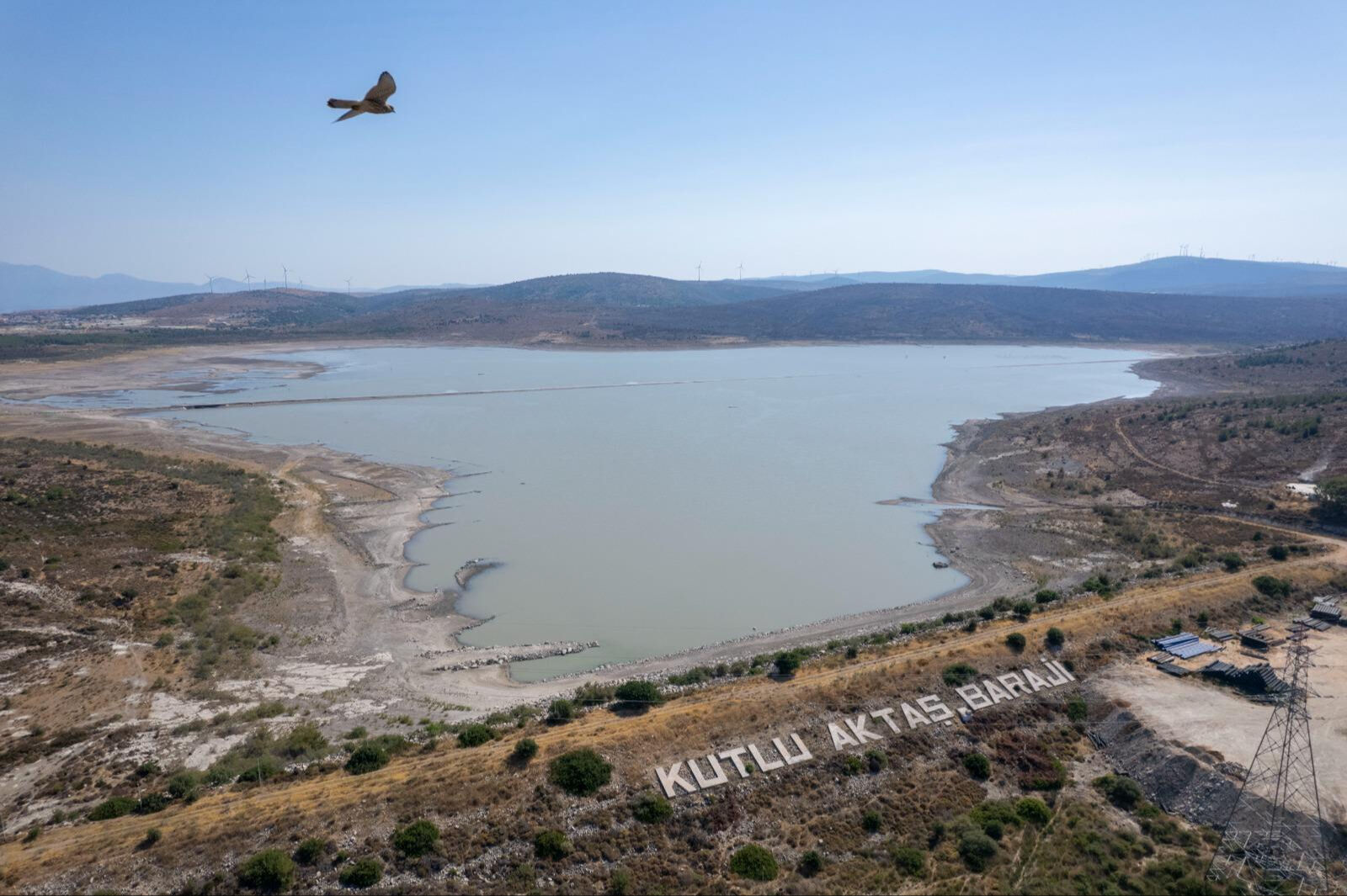 Bir damla suya muhtaç kalabiliriz! Bazısı kurudu, bazısı alarm verdi... İşte Türkiye'nin can çekişen su kaynakları Bir damla suya muhtaç kalabiliriz! Bazısı kurudu, bazısı alarm verdi... İşte Türkiye'nin can çekişen su kaynakları - 6. Resim