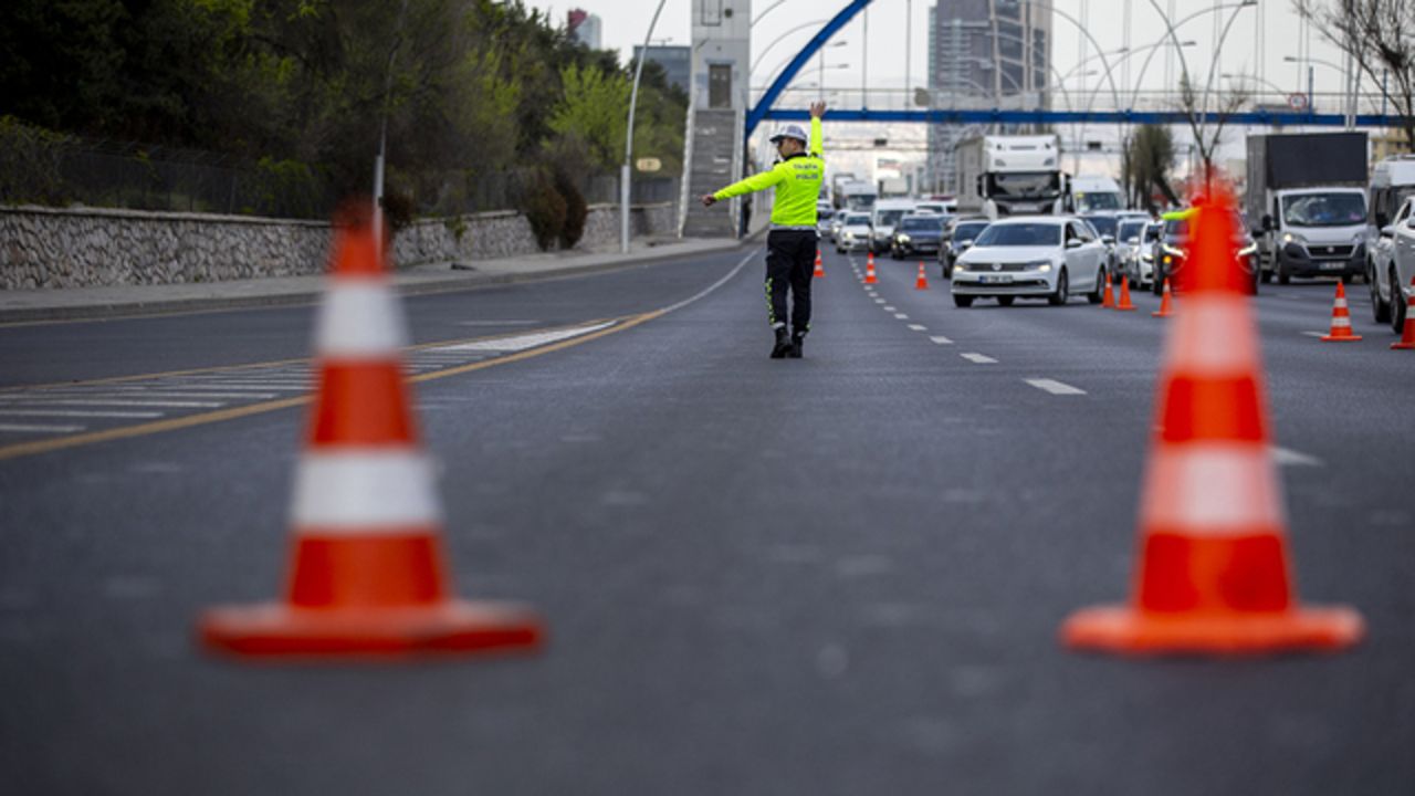 Bugün hangi yollar trafiğe kapalı, kaç gün sürecek? 24 Temmuz trafiğe kapalı yollar listesi paylaşıldı