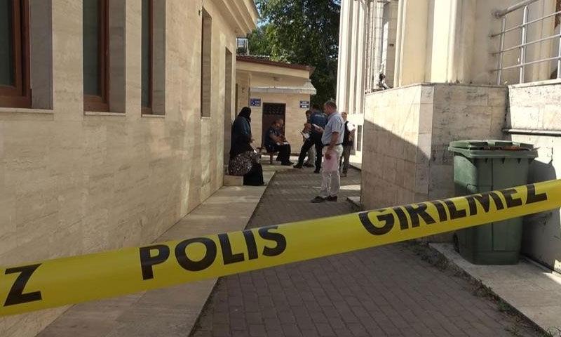 Cami şadırvanında sessiz ölüm: 57 yaşındaki adam hayatını kaybetti Cami şadırvanında sessiz ölüm: 57 yaşındaki adam hayatını kaybetti - 2. Resim