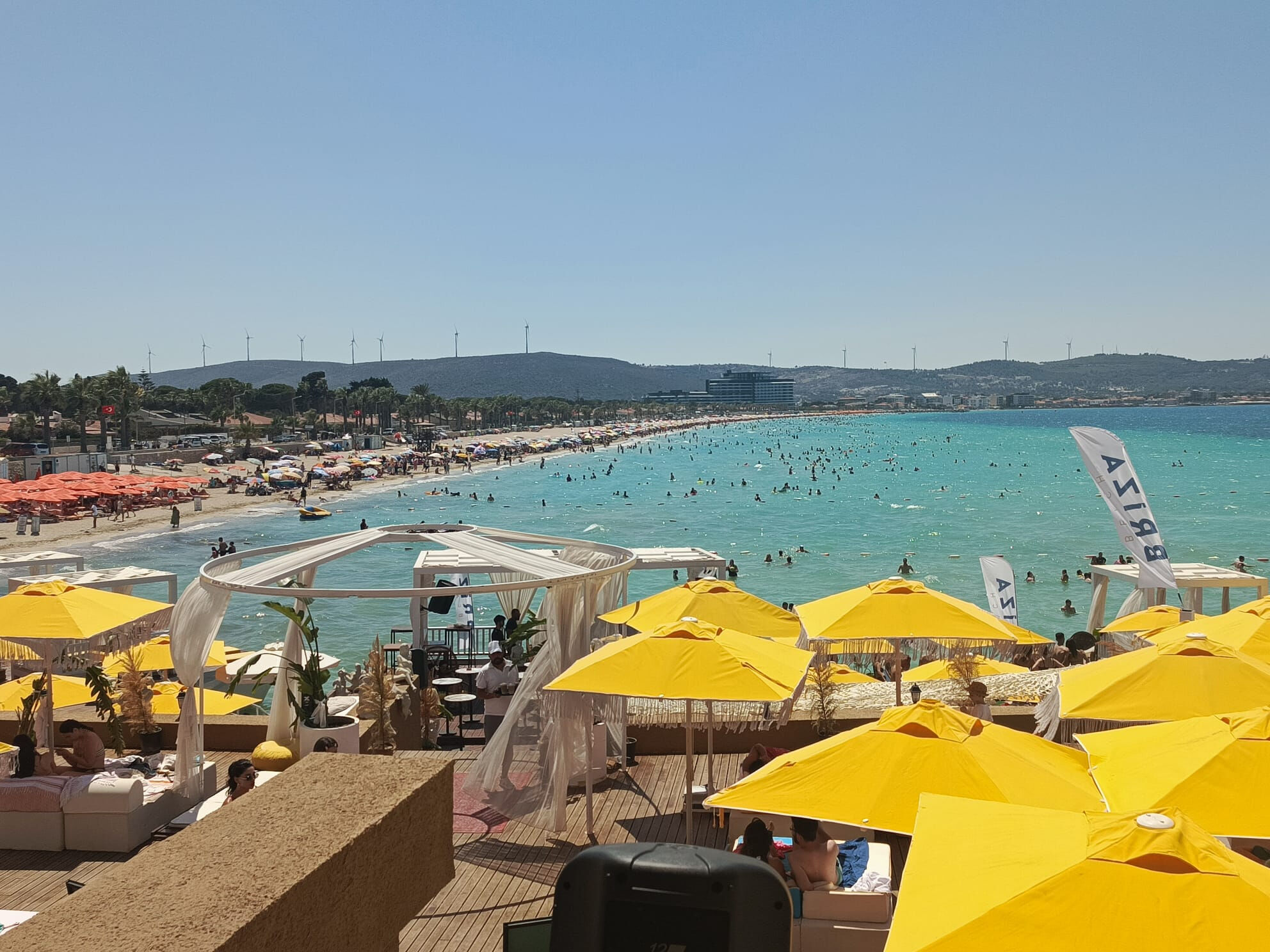 Çeşme'de sıkıntılı günler başlıyor... Birkaç günlük su kaldı! Belediyenin bu kararı ilçeyi boşaltır Sıcak hava nedeniyle önemli tatil bölgeleri Çeşme
