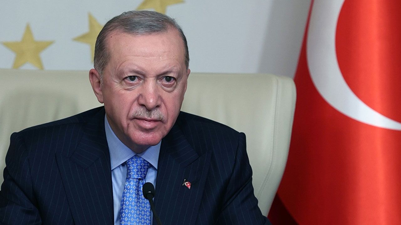 Cumhurbaşkanı Erdoğan&#039;dan peş peşe diplomasi trafiği
