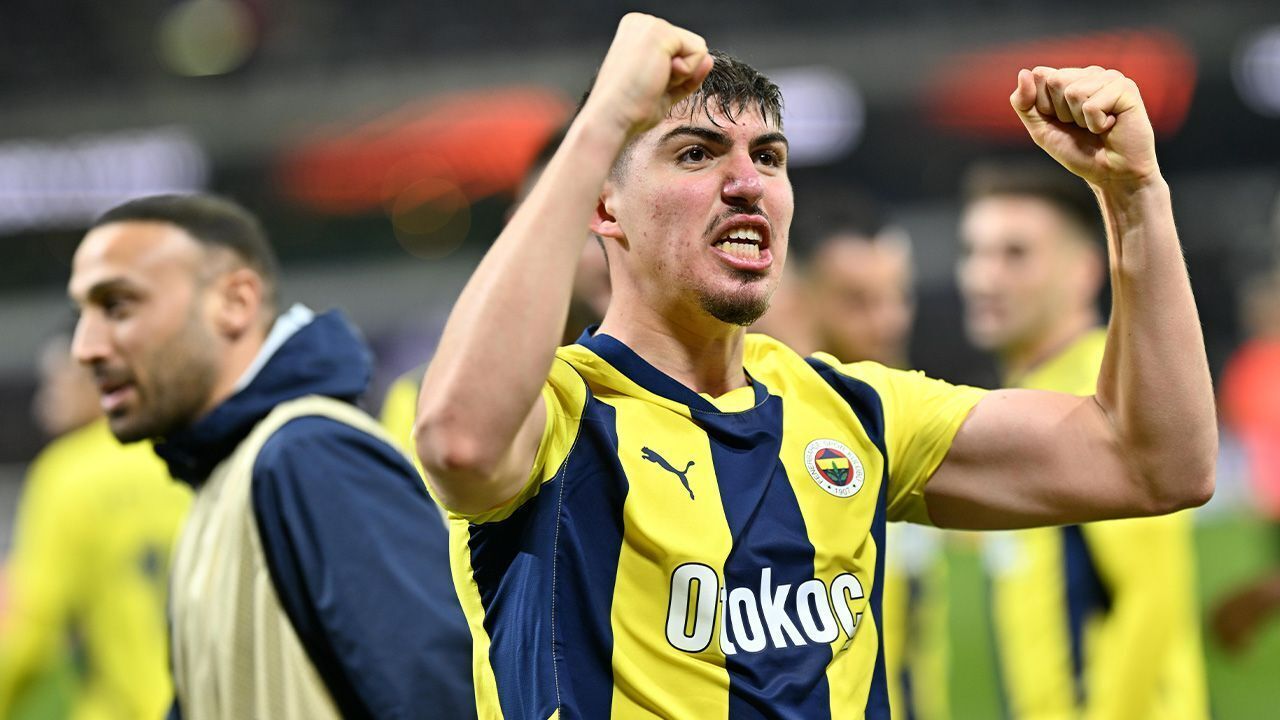 İtalyanlar, Fenerbahçe'nin genç yıldızı için geliyor! Bonservisi belli oldu İtalyanlar, Fenerbahçe'nin genç yıldızı için geliyor! Bonservisi belli oldu