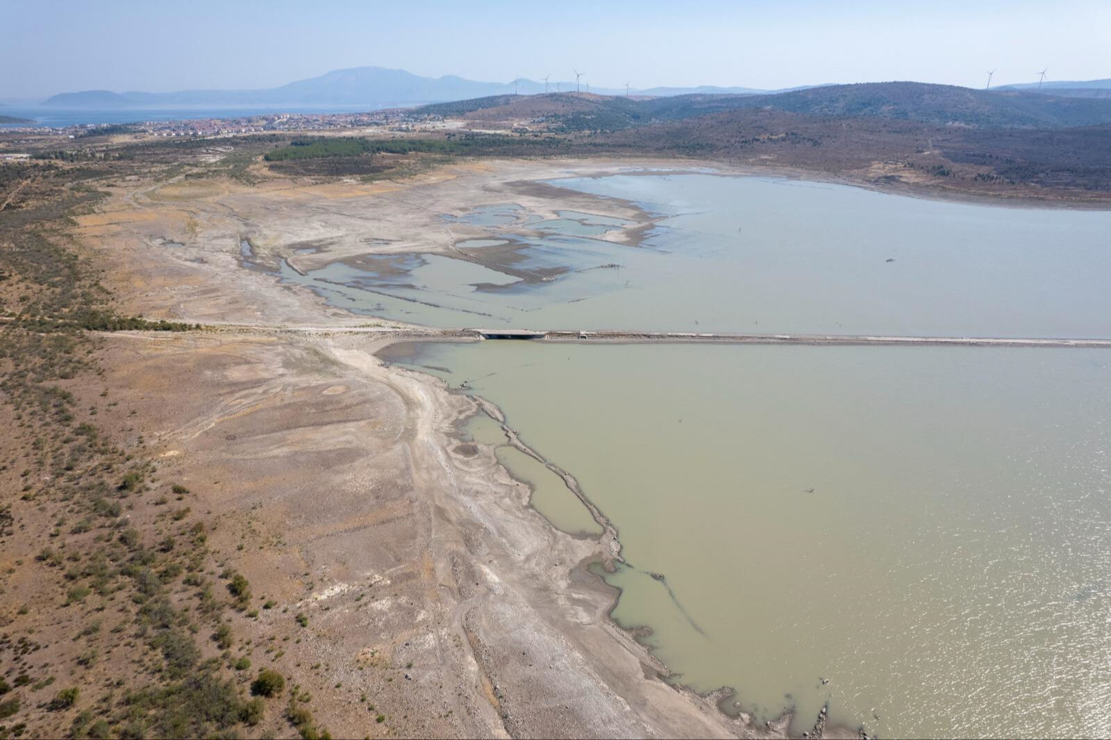 İzmir baraj doluluk oranları ne kadar, sular saat kaçta kesilecek? İZSU Çeşme'de her gün 7 saat zorunlu su kesintisi yapacak İzmir baraj doluluk oranları ne kadar, sular saat kaçta kesilecek? İZSU Çeşme'de her gün 7 saat zorunlu su kesintisi yapacak - 2. Resim
