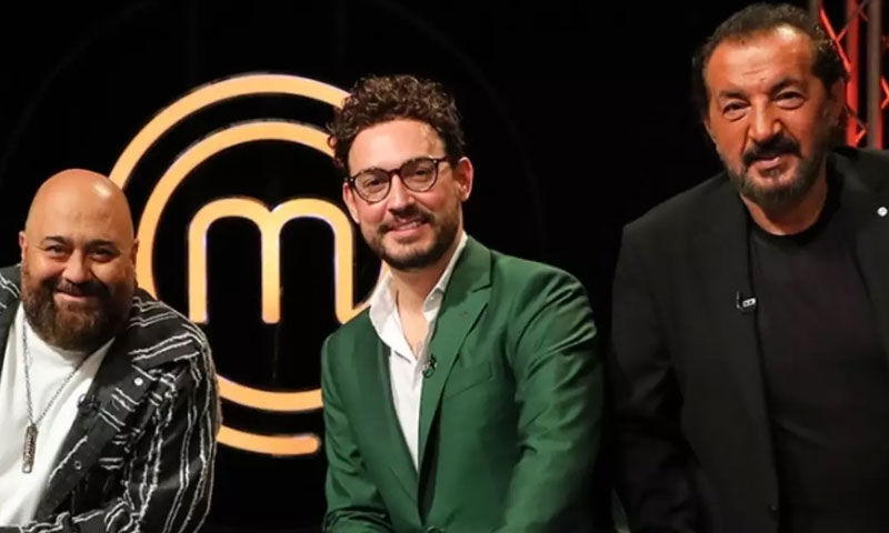 Mehmet Yalçınkaya’nın mutlu günü! “Aslanım artık diplomalı şef” Mehmet Yalçınkaya’nın mutlu günü! “Aslanım artık diplomalı şef” - 1. Resim