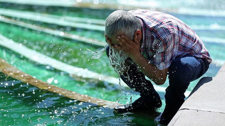 Meteoroloji uyarmıştı, Türkiye kavruldu! O ilde sıcaklıklar 49 dereceyi buldu... Meteoroloji uyarmıştı, Türkiye kavruldu! O ilde sıcaklıklar 49 dereceyi buldu... - 1. Resim