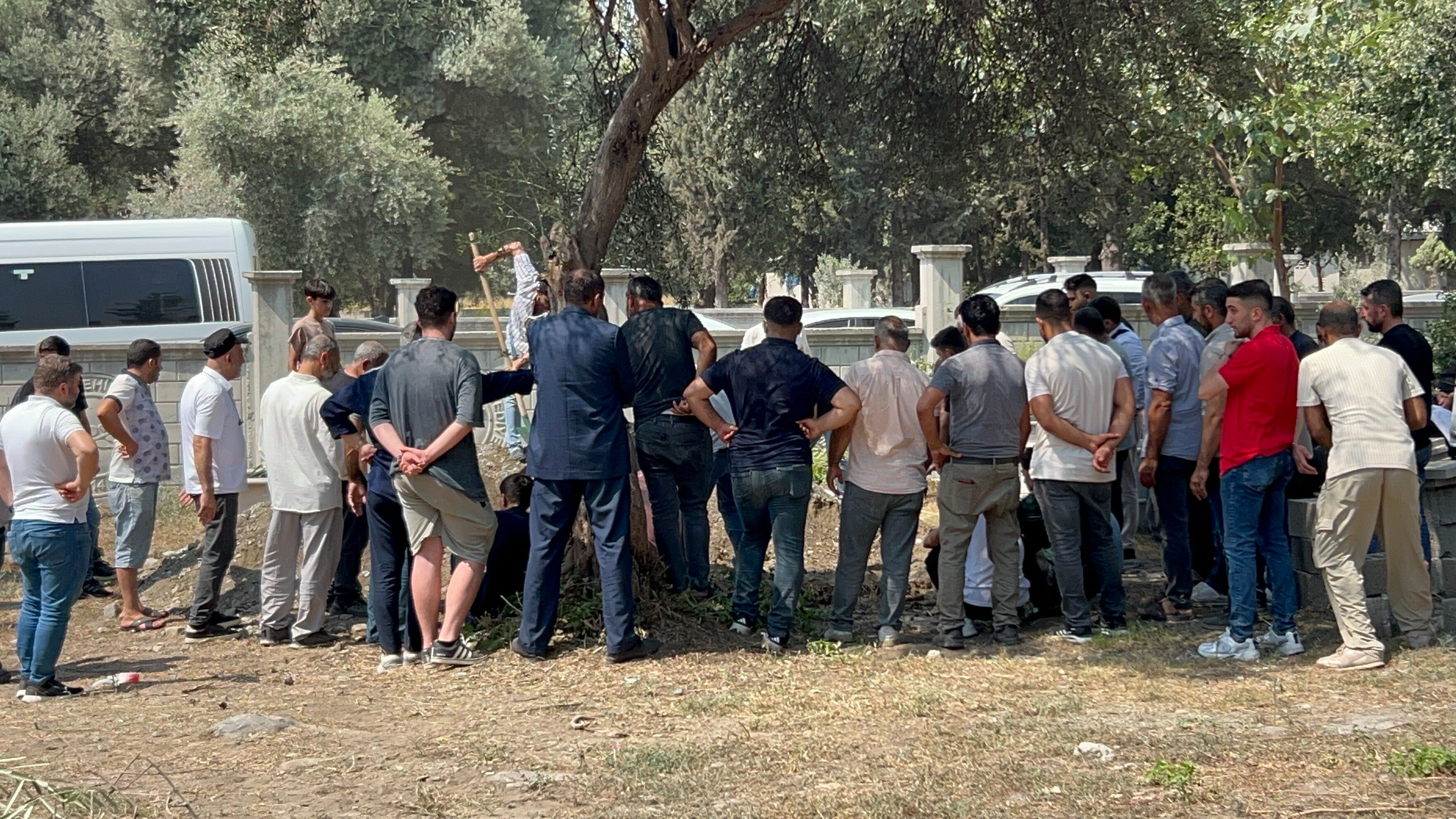 Oğlunu art arda bıçaklayarak öldürmüştü! O babanın ilk ifadesi ortaya çıktı Oğlunu art arda bıçaklayarak öldürmüştü! O babanın ilk ifadesi ortaya çıktı - 1. Resim