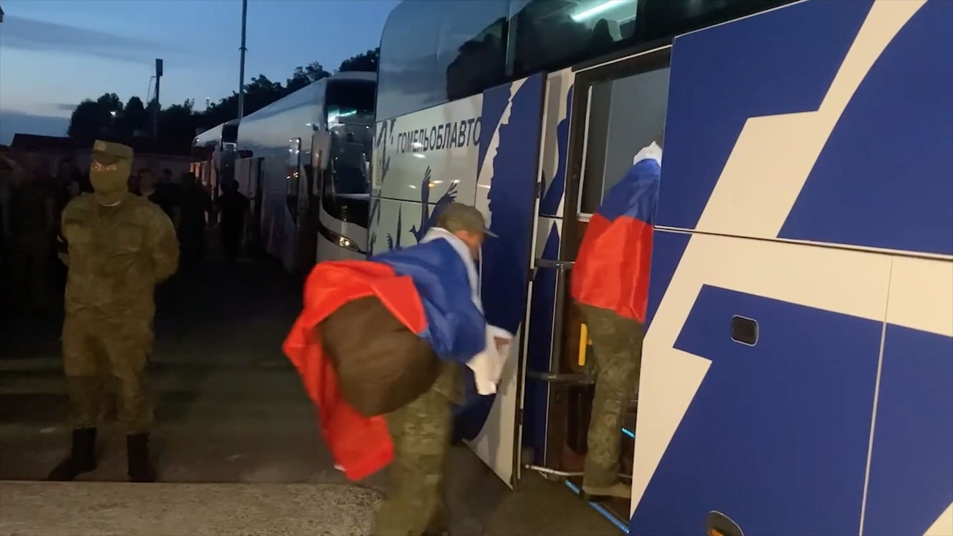 Rusya-Ukrayna arasında yeniden esir takası: 1000'den fazla asker... Rusya-Ukrayna arasında yeniden esir takası: 1000'den fazla asker... - 2. Resim